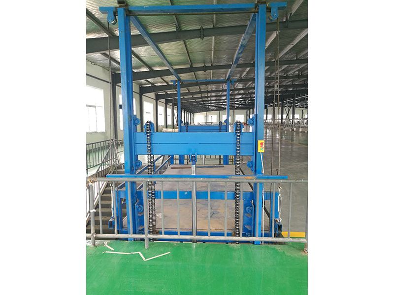 導軌（guǐ）式液壓貨梯